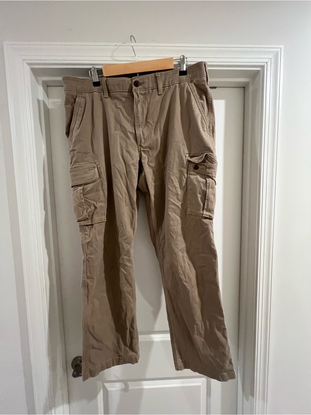 Sonoma Men's 38 x 30 Cargo Pants in Tan